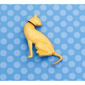 Vintage Mid Century Golden Cat Gold Tone Brooch - M4